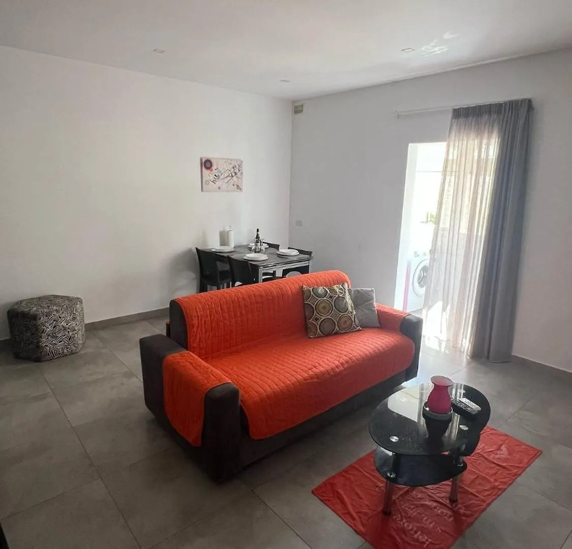 Cosy One Bedroom Apartment In Gzira - Petar